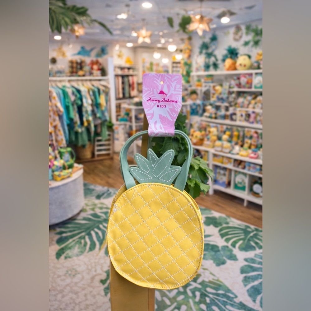 ☀️NWT-Tommy Bahama Kids Pineapple  Bag